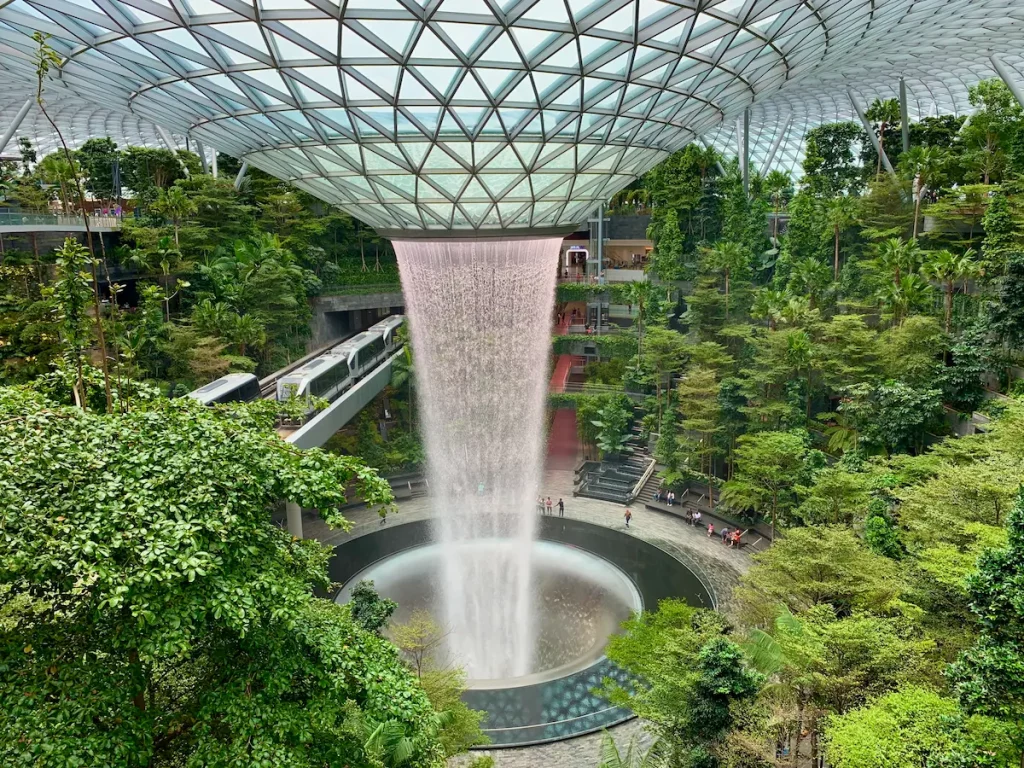 Changi letiště v Singapuru: Jewel