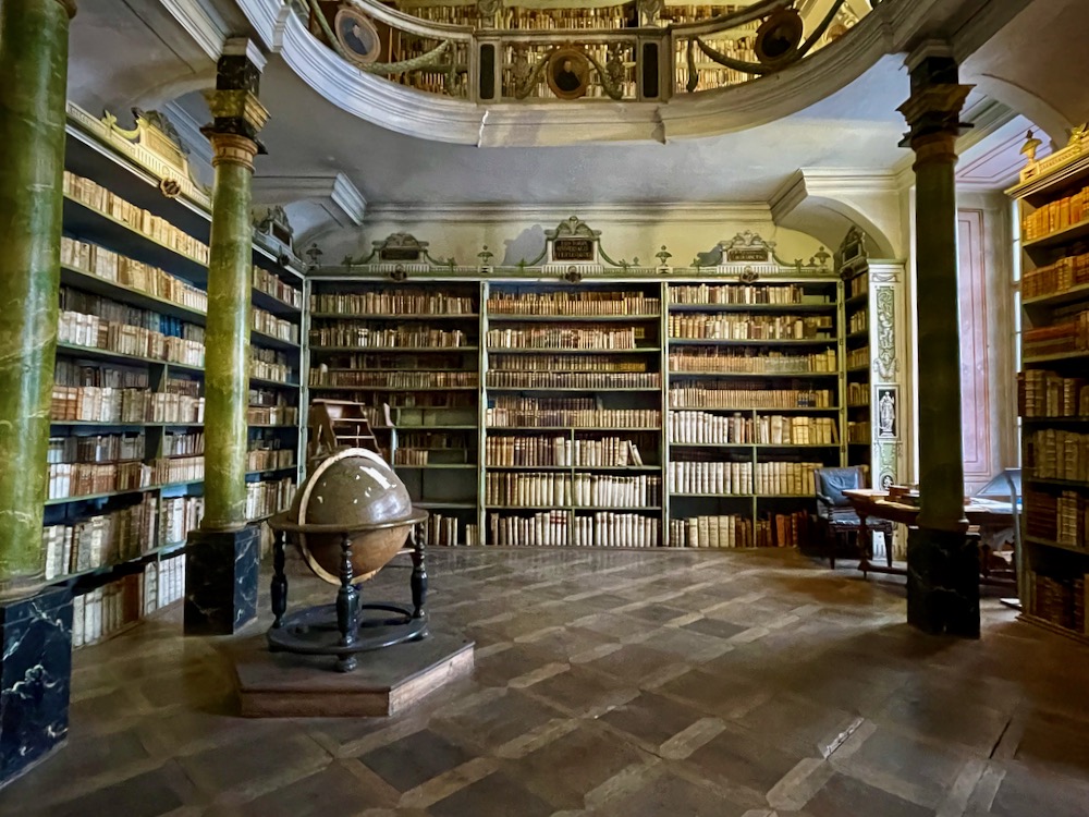 Knihovna Broumovského kláštera