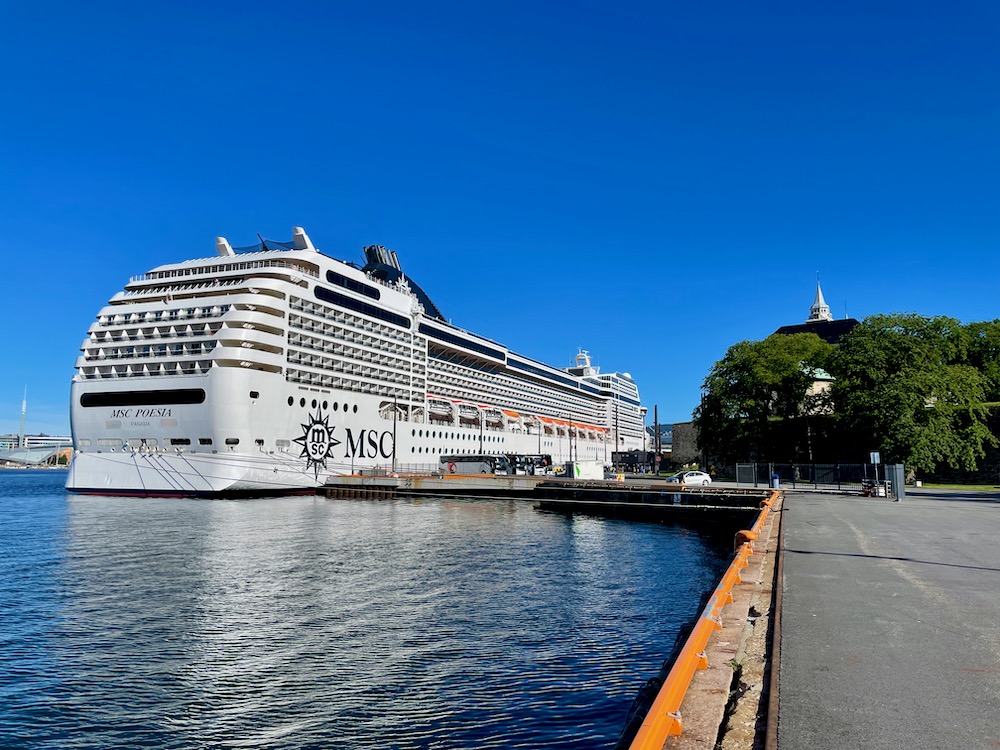 MSC Poesia v přístavu v Oslu