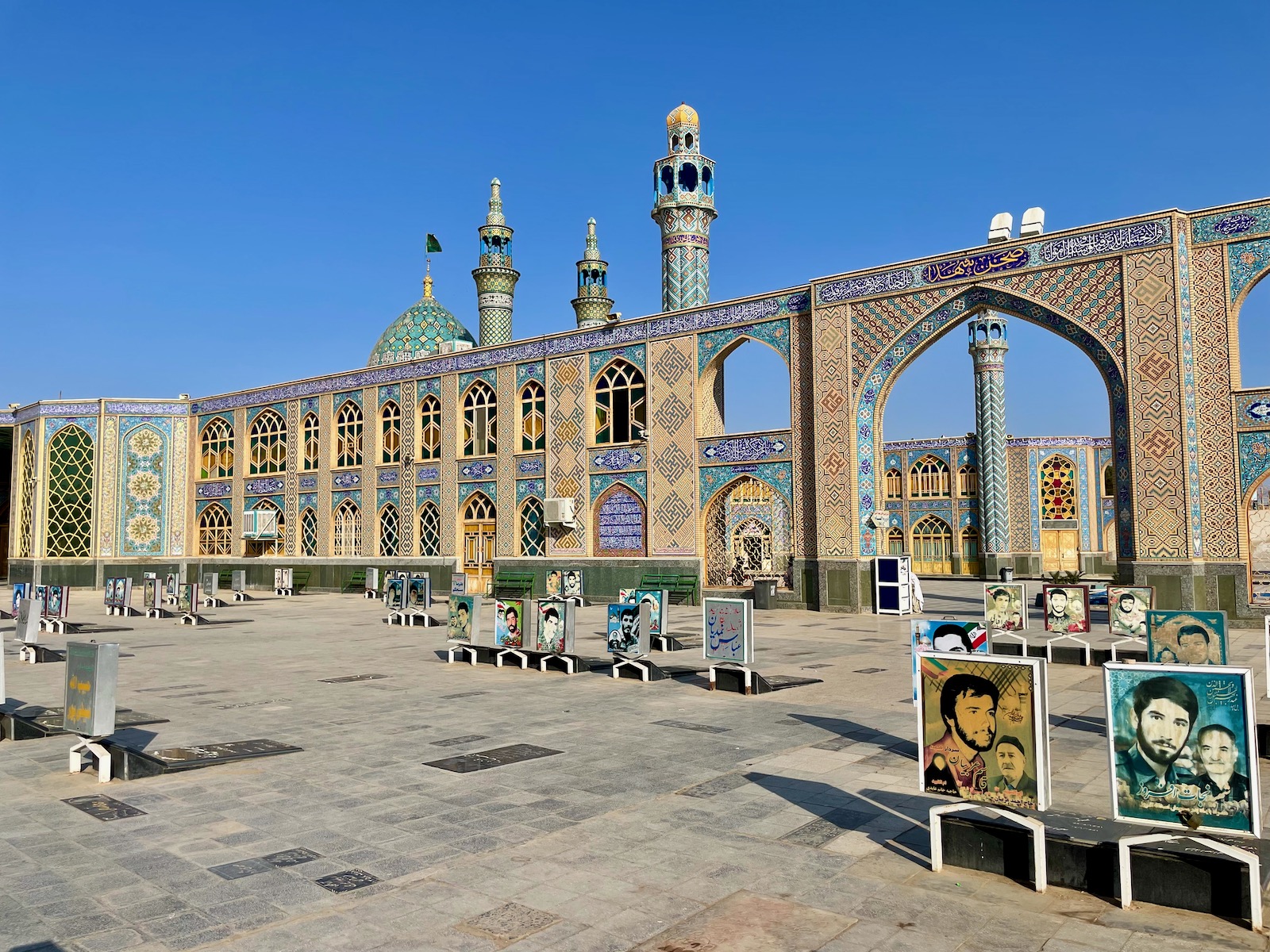 Íránská mešita