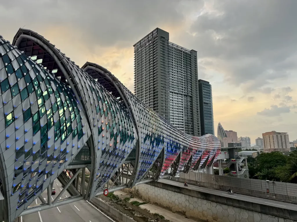 Kuala Lumpur: Saloma Link