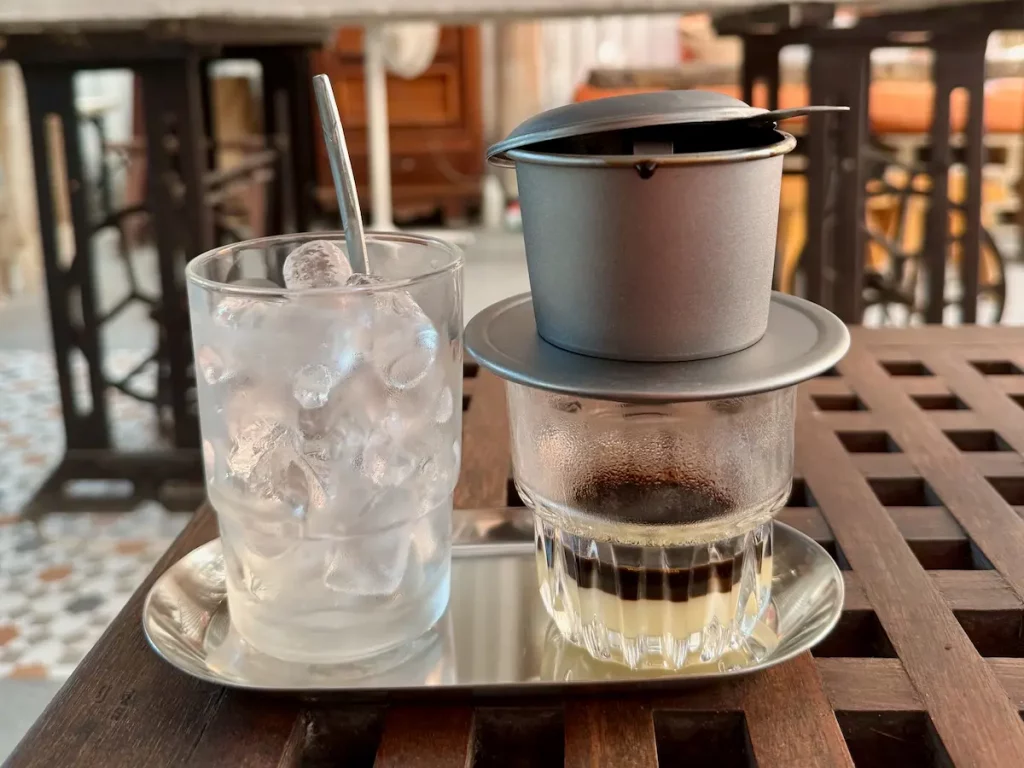 Vietnamská káva: Ca phe phin